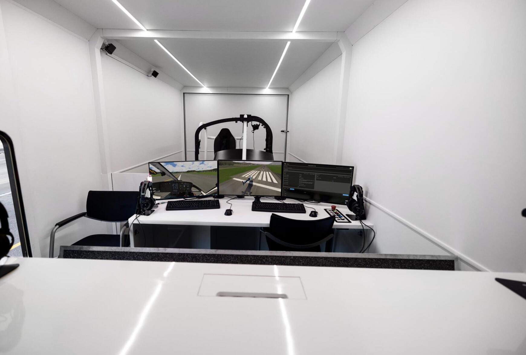 FSTD trailer — Pilot Training with VR Simulators by Loft Dynamics